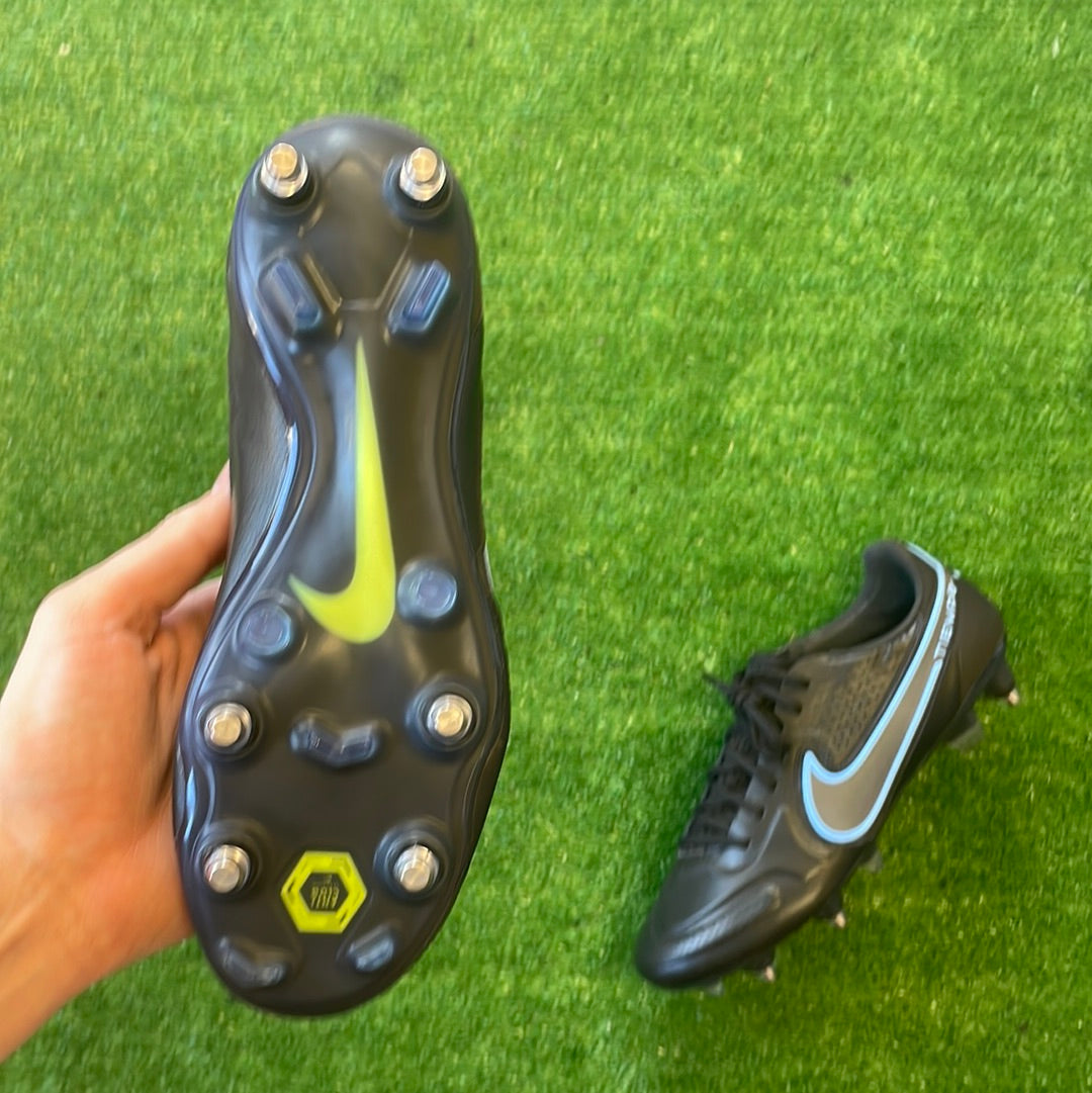 Nike football boots size 6 uk best sale